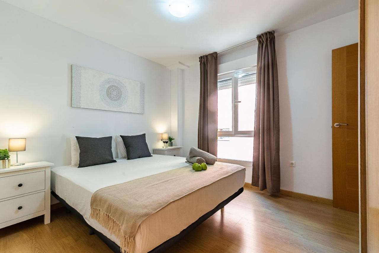 Premium El Palo Apartment Near The Beach With Parking Málaga Exteriör bild